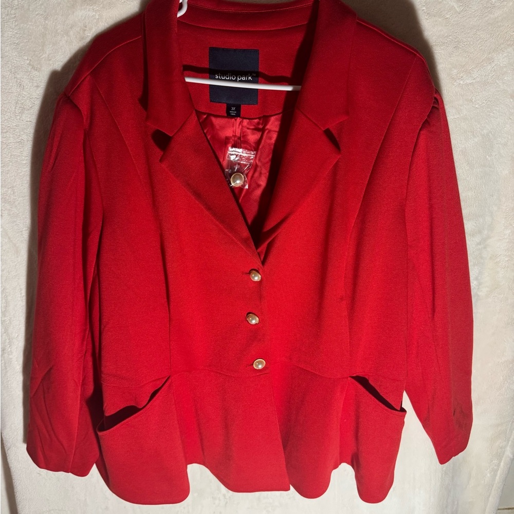 Studio Park x Kerstin
Lindquist Red Peplum
Blazer Jacket - Plus Size
3X - NWT